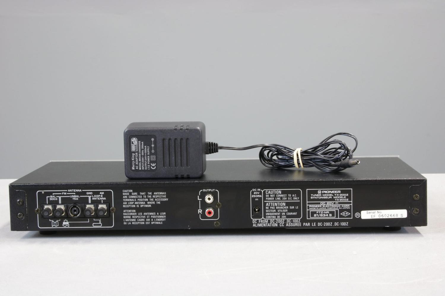 Pioneer FM/AM Digital Tuner TX-200Z